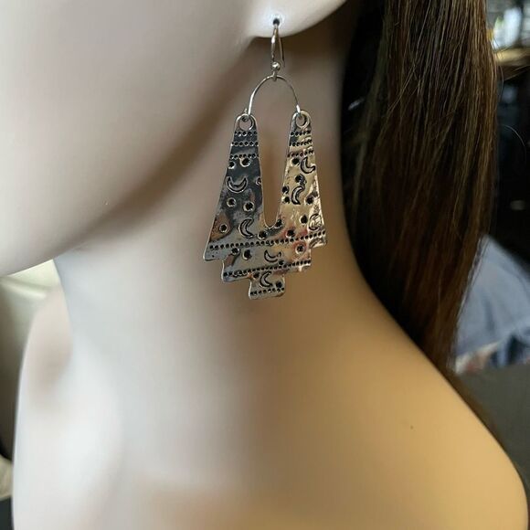 NEW FP Boho Tribal Dangle Earrings - Picture 4 of 11